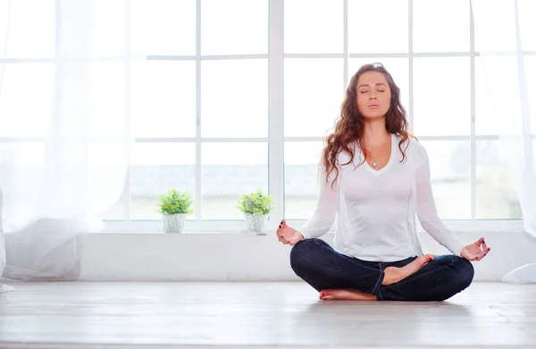 The Benefits of Mindfulness: Transforming Your Mind, Body, and Life